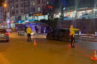 Başkentte yılbaşı öncesi geniş çaplı polis denetimi 