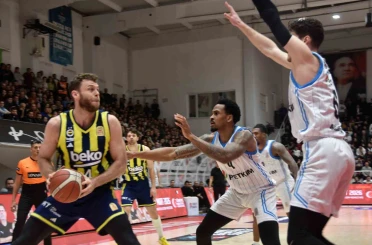 Basketbol Süper Ligi: Aliağa Petkimspor: 70 - Fenerbahçe Beko: 78 