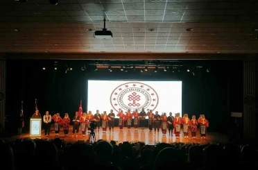 Batı Karadeniz’in en kapsamlı halk oyunları şöleni gerçekleştirildi 