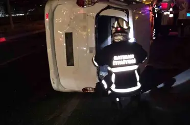 Batman’da hafif ticari araç ile otomobil çarpıştı: 2 yaralı
