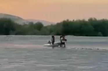 Batman’da suda mahsur kalan 2 kişi dalgıç ekiplerince kurtarıldı 
