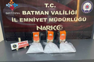 Batman’da şüpheli görülen takside 3 kilo metamfetamin ele geçirildi: 2 tutuklama 