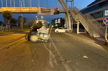 Batman’da traktör ile otomobil çarpıştı: 2 yaralı
