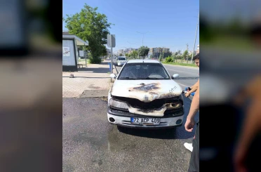 Batman’da yanan otomobil itfaiye ekiplerince söndürüldü 