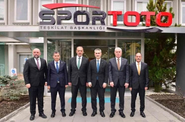Bayburt’a futbol sahaları ile tenis kortu yapılacak 