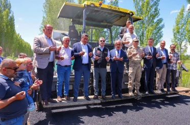 Bayburt’ta asfalt sezonu Buğdaylı-Aydıncık-Dikmetaş güzergâhında başladı 