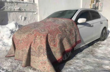 Bayburt’ta dondurucu soğuk etkili oluyor 