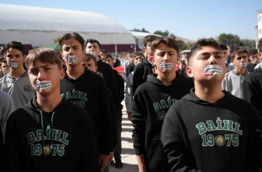 Bayburt’ta öğrencilerden Filistin ve Gazze için sessiz eylem 