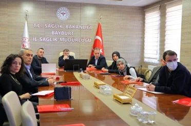Bayburt’ta sağlık tesislerinin standartları toplantıda değerlendirildi 