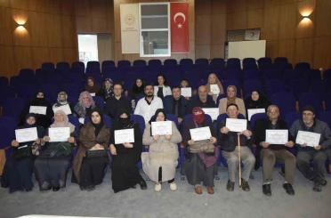 Bayburt’ta yılın son ‘Diyabet Okulu Eğitimi’ tamamlandı 