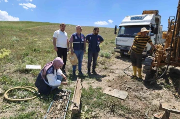 Bayburt’un Gümüşsu köyünde jeolojik etüt çalışmaları incelendi 
