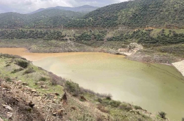 Bayındır’da yağmur bereketi: Zeytinova Barajı’nda su seviyesi arttı 