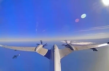 Bayraktar AKINCI’dan bir ilk: EREN mühimmatı ile hava atışında tam isabet 