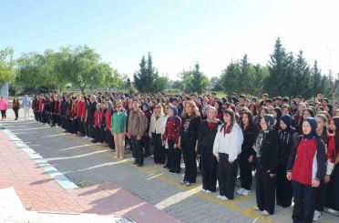 Bayram tatili sonrası eğitim ve öğretim yeniden başladı 