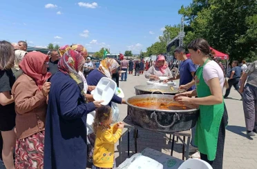 Bayramiç’te Mehmet Akif Ersoy hayırı ve etkinlikleri düzenledi 