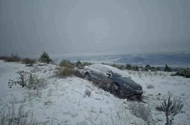 Belediye Başkanı İlhan Özden’in makam aracı kaza yaptı 