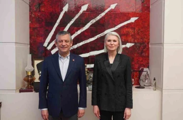 Belediye Başkanı Subaşı Genel Başkan Özgür Özel ile bir araya geldi 