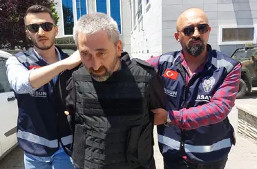 Berber koltuğunda kardeşini öldüren ağabeyin yargılanmasına başlandı
