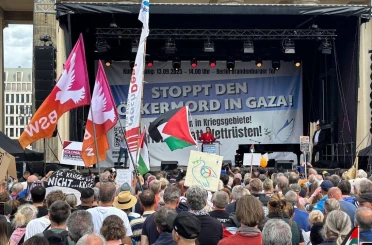 Berlin’de binlerce kişiden "Gazze’de Soykırımı Durdurun" çağrısı 