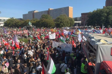 Berlin’deki "Tüm Gözler Gazze’de" gösterisinde on binlerce kişi İsrail’i protesto etti 