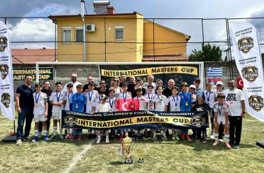 Beşiktaş altyapısında oynayan Bilecikli genç kaleci Doruk, turnuvayı gol yemeden bitirdi 
