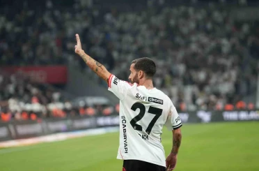 Beşiktaş’ı Rafa Silva sırtlıyor