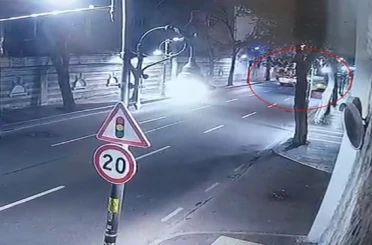 Beşiktaş’ta 1 kişinin hayatını kaybettiği, 8 kişinin yaralandığı kaza anı kamerada 