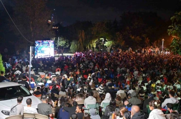 Beşiktaş’ta kalpler "12 Dev Adam" için attı 