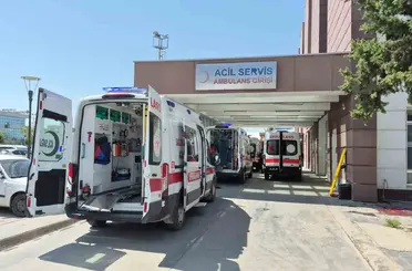Besni’de çatıdan düşen kişi ağır yaralandı
