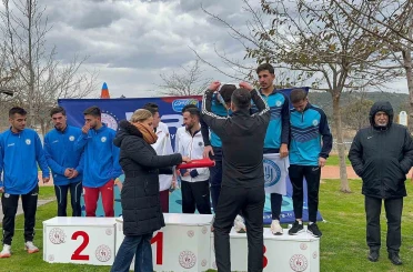 BEÜ’de kros takımı Türkiye üçüncüsü oldu 