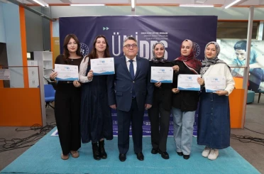 BEUN Öğrenci Topluluklarının ÜNİDES başarısı sertifika töreniyle taçlandırıldı 
