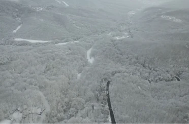 Beyaz örtüyle kaplanan Sarıyer havadan görüntülendi 