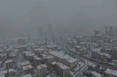 Beyaza bürünen Kartal havadan görüntülendi 