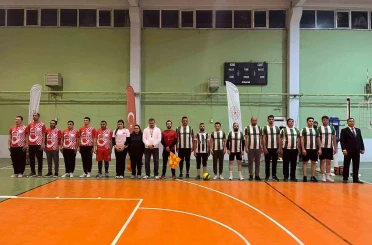 Beylikova’da voleybol turnuvası görkemli finalle tamamlandı 