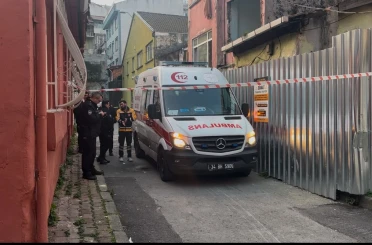 Beyoğlu’nda çıkan yangında 1 yaşındaki bebek hayatını kaybetti, 2 kişi yaralandı 