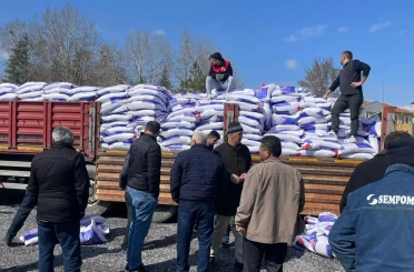 Beyşehir’de çiftçilere nohut tohumu dağıtıldı