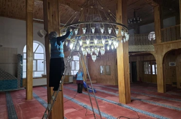 Beyşehir’de camiler Ramazan’a hazır 