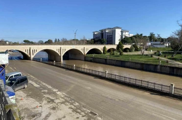 Biga’da taşan Kocabaş Çayı normale döndü 