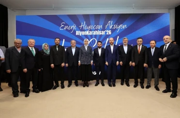 Bilal Erdoğan: "Siyasetçiler siyaseti için koşturacaklar, biz de sivil toplumda sivil toplum için koşturacağız ve buna devam edeceğiz" 