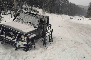 Bilecik’te buzlanma kazaya neden oldu otomobil takla attı 