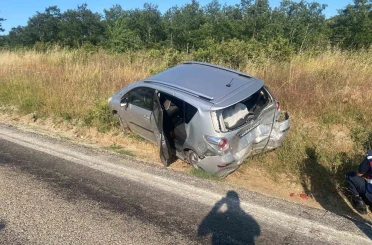 Bilecik’te kamyonetle otomobil çarpıştı: 3 yaralı 