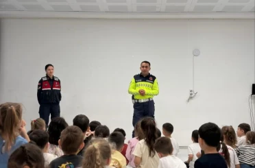 Bilecik’te öğrencilere trafik eğitimi verildi 