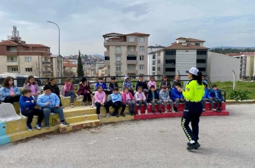Bilecik’te öğrencilere uygulamalı trafik eğitimi 