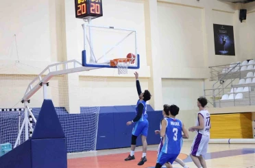 Bilecik’te okul sporları basketbol grup müsabakaları sürüyor 