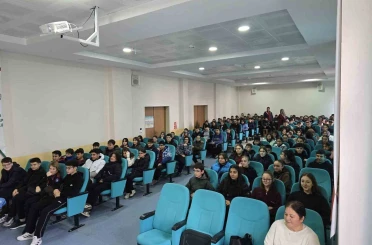 Bilecik’te sosyal medya bağımlılığına karşı farkındalık eğitimi 