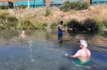 Bilinçsiz piknikçiler dünyaca ünlü doktor balıkları tehdit ediyor 