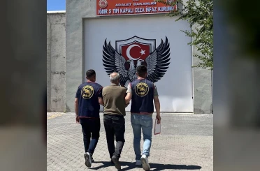 Bilişim yoluyla hırsızlık suçundan aranan hükümlü yakalandı 