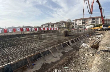 Bin 110 metrekare alana dev spor kompleksi 