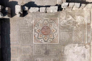 Bin 700 yıl önce yapılmış 3 boyutlu mozaikler kendine hayran bırakıyor 