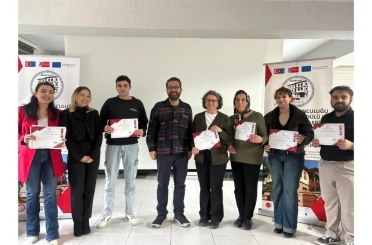 Bin kişiye ev pansiyonculuğunu öğrenerek sertifika aldı 